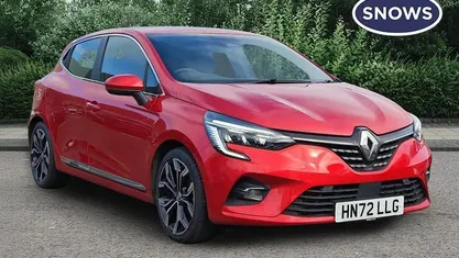 Used Renault Clio V SE 140 HP (102 kW) 2022 Red Hatchback