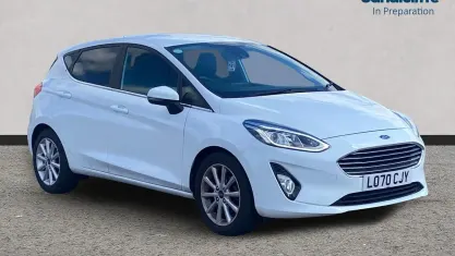 Used Ford Fiesta Titanium 125 HP (91 kW) 2020 White Hatchback