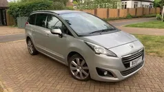 Silver metallic Used 2014 Peugeot 5008 Allure MPV | £8,995