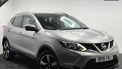 Used Nissan Qashqai N-Connecta 110 HP (80 kW) 2017 SUV