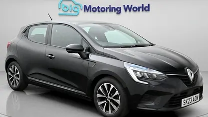 Used Renault Clio V Evolution 90 HP (66 kW) 2023 Hatchback