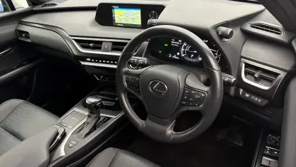 Used Lexus UX 184 HP (135 kW) 2024 SUV