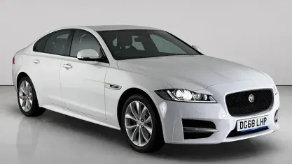 Used Jaguar XF R-Sport 250 HP (183 kW) 2018 White Sedan