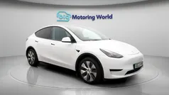 White Used 2023 Tesla Model Y SUV | £24,600 (Good price)