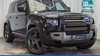 Used 2024 Land Rover Defender HSE Dynamic Estate | £45,995 (Super price)