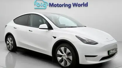 Used Tesla Model Y Long Range AWD 286 kW (389 HP) 2025 SUV