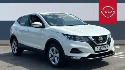 Used Nissan Qashqai Acenta Premium 140 HP (102 kW) 2019 White SUV