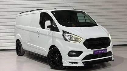 Used 2023 Ford Transit Custom Limited Van | £17,995 (Fair price)
