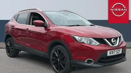 Used Nissan Qashqai Tekna 110 HP (80 kW) 2017 Red SUV