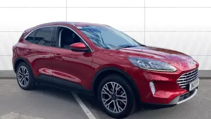 Used Ford Kuga Titanium 120 HP (88 kW) 2021 Red SUV