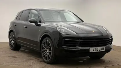 Used Porsche Cayenne 462 HP (339 kW) 2020 Black SUV
