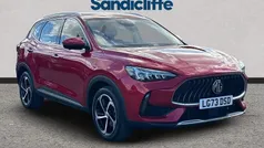 Tri coat dynamic red Used 2023 MG HS SE SUV | £16,491 (Fair price)