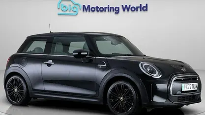 Used 2023 Mini Cooper Level 3 Hatchback | £14,300 (Fair price)