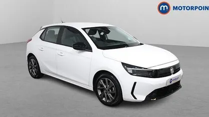 Used Vauxhall Corsa Design Edition 75 HP (55 kW) 2023 White Hatchback