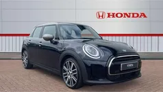 Used 2023 Mini Cooper Comfort Hatchback | £21,401 (Fair price)