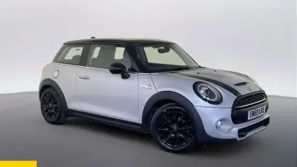 Used Mini Cooper S Classic 192 HP (141 kW) 2020 Silver Hatchback