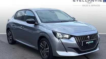 Used Peugeot 208 Allure+ 102 HP (75 kW) 2023 Hatchback