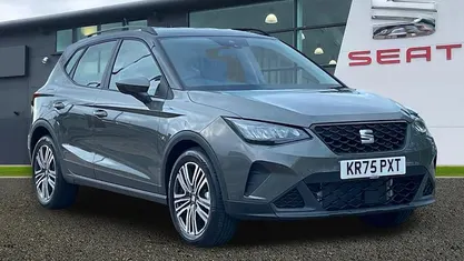 Mountain green New 2025 Seat Arona SE Technology SUV | £19,347 (Fair price)