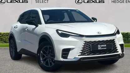 Used Lexus LBX 136 HP (100 kW) 2026 White SUV