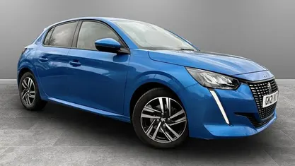 Used Peugeot 208 Allure Premium 102 HP (75 kW) 2022 Hatchback