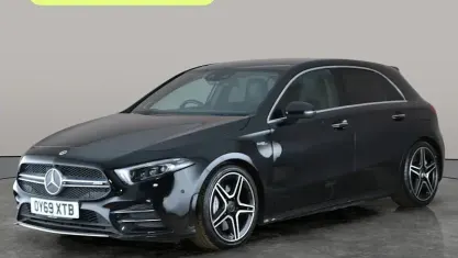 Begagnad Mercedes A35 AMG Premium Plus 306 HK (225 kW) 2022 Halvkombi