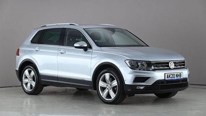 Używany VW Tiguan Match 150 KM (110 kW) 2020 Srebrny SUV