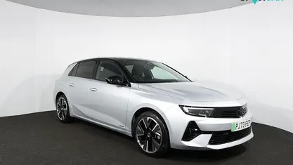 Used 2025 Vauxhall Astra Ultimate Hatchback | £17,295 (Good price)