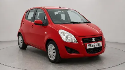 Used Suzuki Splash SZ3 68 HP (50 kW) 2013 Red Hatchback