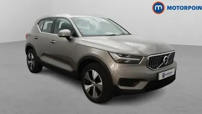 Used Volvo XC40 Inscription 211 HP (155 kW) 2021 Grey SUV