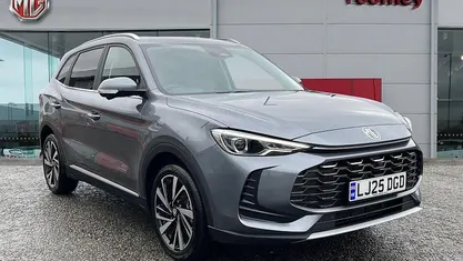 Used 2025 MG ZS Trophy Hatchback | £19,995 (Fair price)