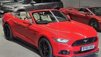 Usado Ford Mustang GT Convertible 416 HP (305 kW) 2016 Vermelho Cabrios