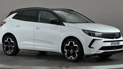 Used Vauxhall Grandland X Ultimate 131 HP (96 kW) 2024 White SUV