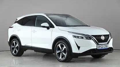 Used Nissan Qashqai N-Connecta 140 HP (102 kW) 2022 White SUV