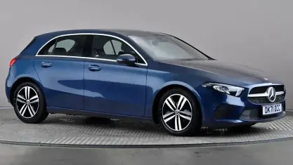 Used Mercedes A180 116 HP (85 kW) 2021 Blue Hatchback