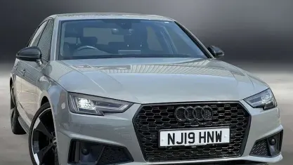 Usado Audi A4 Black Edition 150 HP (110 kW) 2019 Sedan