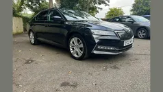 Black Used 2022 Skoda Superb SE L Hatchback | £18,472 (Fair price)