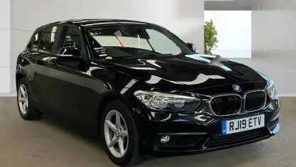 Used BMW 118 Sport Line 136 HP (100 kW) 2019 Black Hatchback