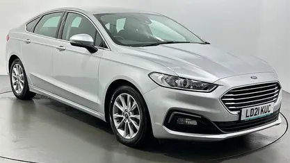 Used Ford Mondeo Zetec 188 HP (138 kW) 2021 Silver Sedan