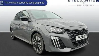 Used Peugeot 208 Allure 101 HP (74 kW) 2025 Hatchback