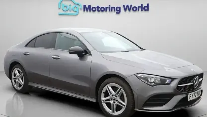 Usado Mercedes CLA250e AMG line 259 HP (190 kW) 2022 Cinzento Sedan