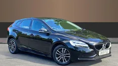 Black Used 2019 Volvo V40 Momentum Estate | £12,703 (Fair price)