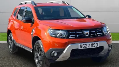 Used Dacia Duster Extreme 129 HP (94 kW) 2022 Orange SUV