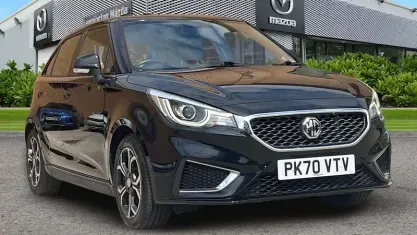 Used MG MG3 Exclusive 106 HP (77 kW) 2020 Black Hatchback