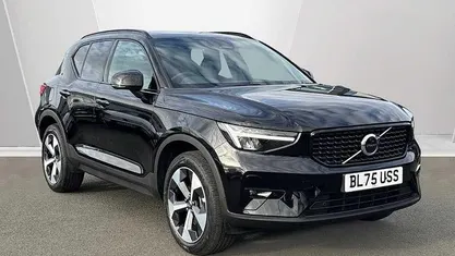 Used Volvo XC40 Plus 197 HP (144 kW) 2025 SUV