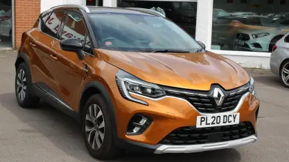 Used Renault Captur Version S 131 HP (96 kW) 2020 Orange/black SUV