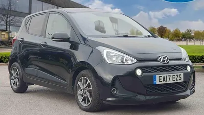 Used Hyundai i10 Premium 67 HP (49 kW) 2020 Hatchback