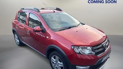 Used 2016 Dacia Sandero Lauréate Hatchback | £6,350 (Fair price)