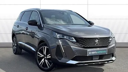 Used Peugeot 5008 Premium 181 HP (133 kW) 2022 SUV