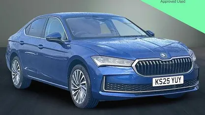 Used Skoda Superb LAURIN & KLEMENT 193 HP (141 kW) 2025 Hatchback