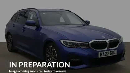 Usado BMW 320 M Sport 184 HP (135 kW) 2022 Azul Carrinha